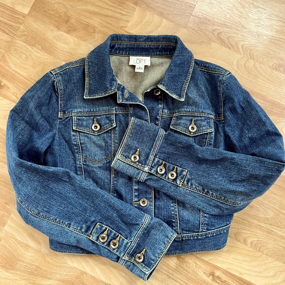 Loft Jean Jacket ~ size 6
